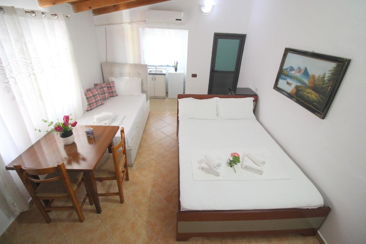Emerald Inn Ksamil Eksteriør bilde